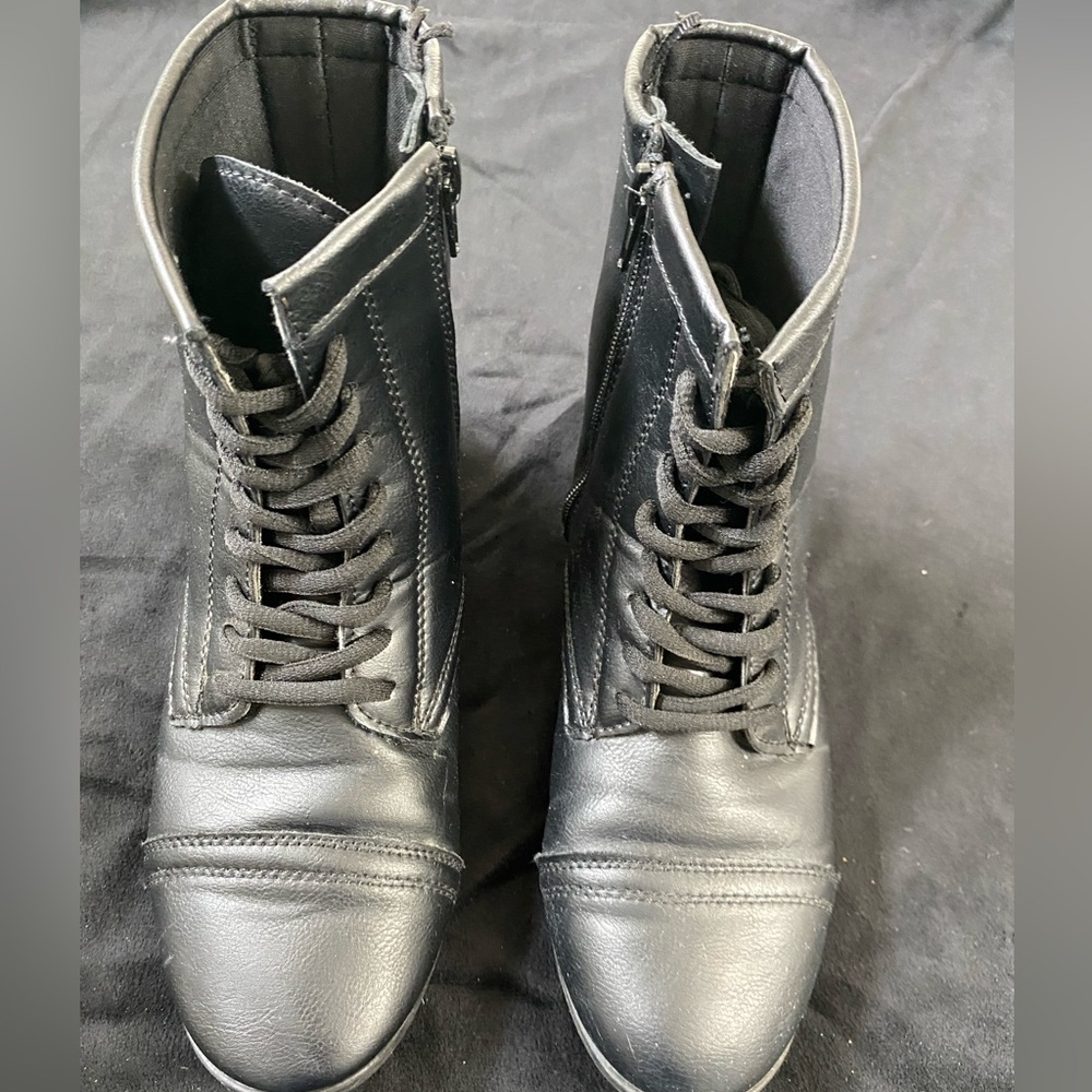 Black zipper boots